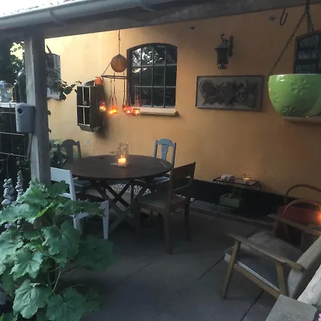 Lejlighed Retro Bolig - Fyldt Med Hygge! Ingen Luksus Kolind